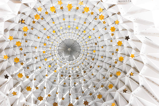 市場(chǎng)業(yè)績穩(wěn)步向好！藝光：相信總有辦法突破！