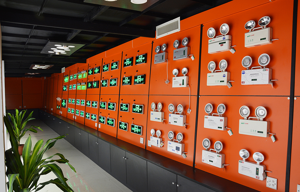 藝光消防經(jīng)銷商年會——合作“互聯(lián)網(wǎng)+”，共贏2016